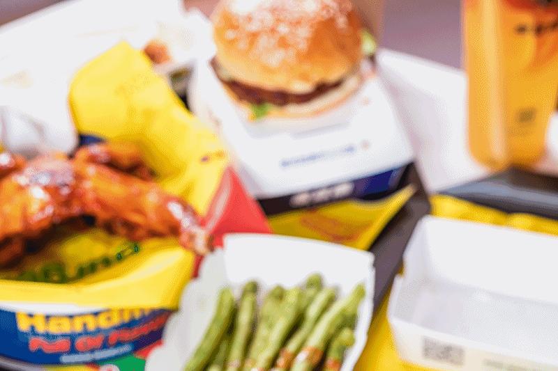 吃过万达金街这家爆火的德式手工汉堡店，满脑子都是再来一次