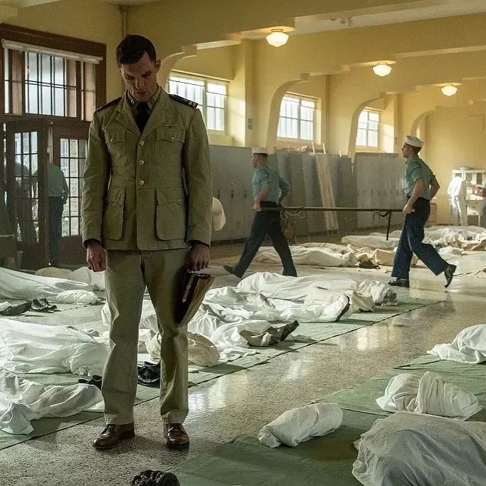 决战中途岛与无畏中途岛哪个精彩,决战中途岛这才是真正残酷的战争