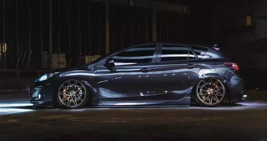 改装马自达星骋两厢2.0,马自达星骋改装气动低趴