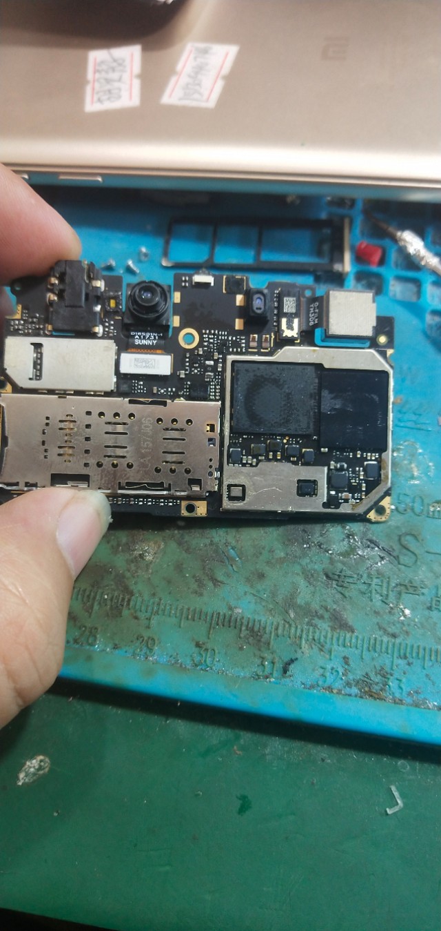 红米note5a死机了怎么弄,红米note5a无触摸维修