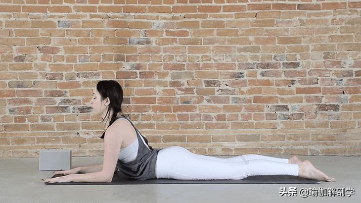 久坐腰痛必练瑜伽动作,腰不舒服适合的瑜伽体式