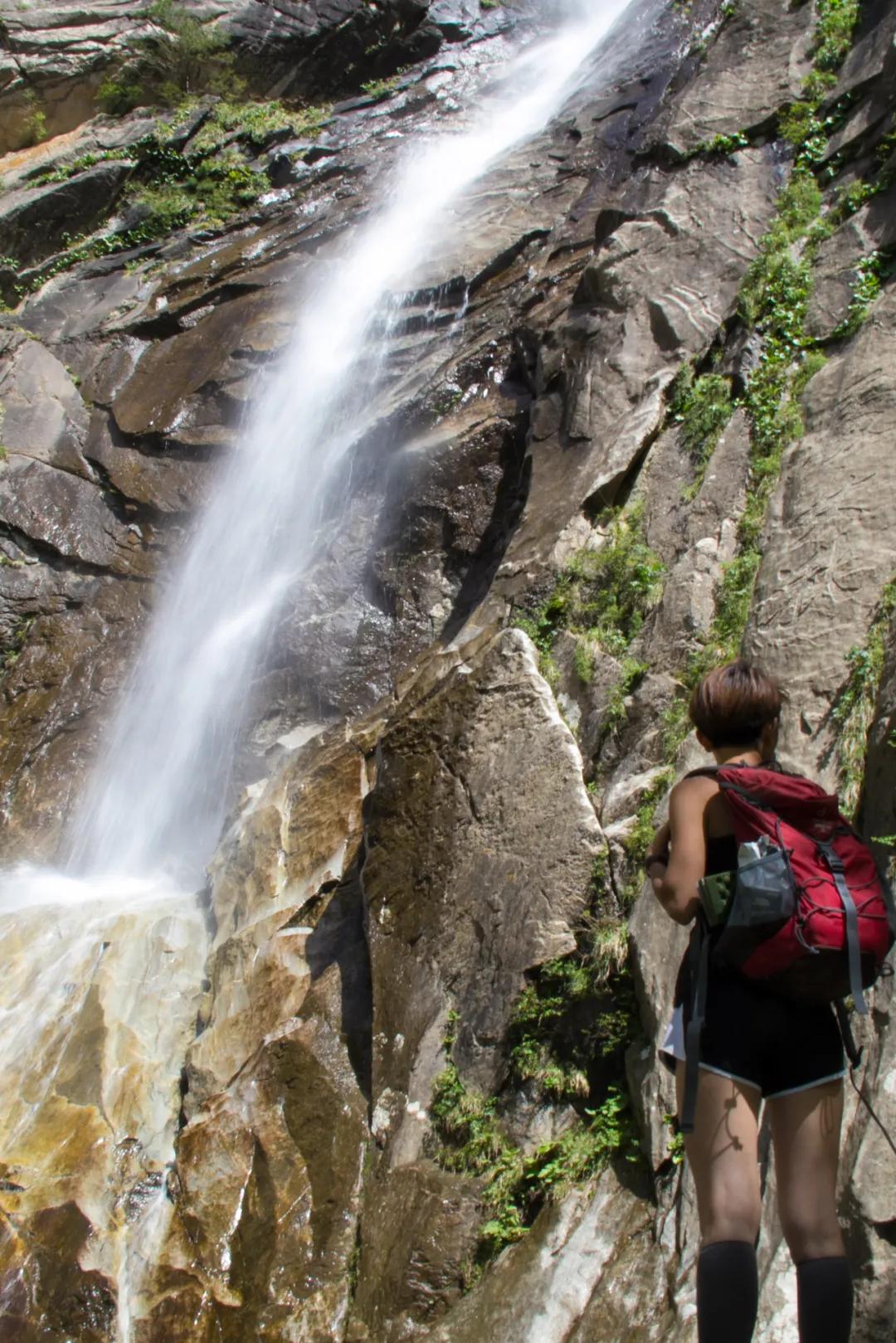 秦岭沣峪口上山有哪些景点,秦岭大坝沟瀑布