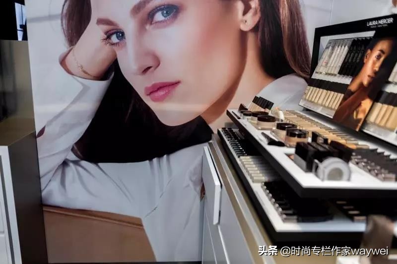 lauramercier粉底,lauramercier哑光粉底液