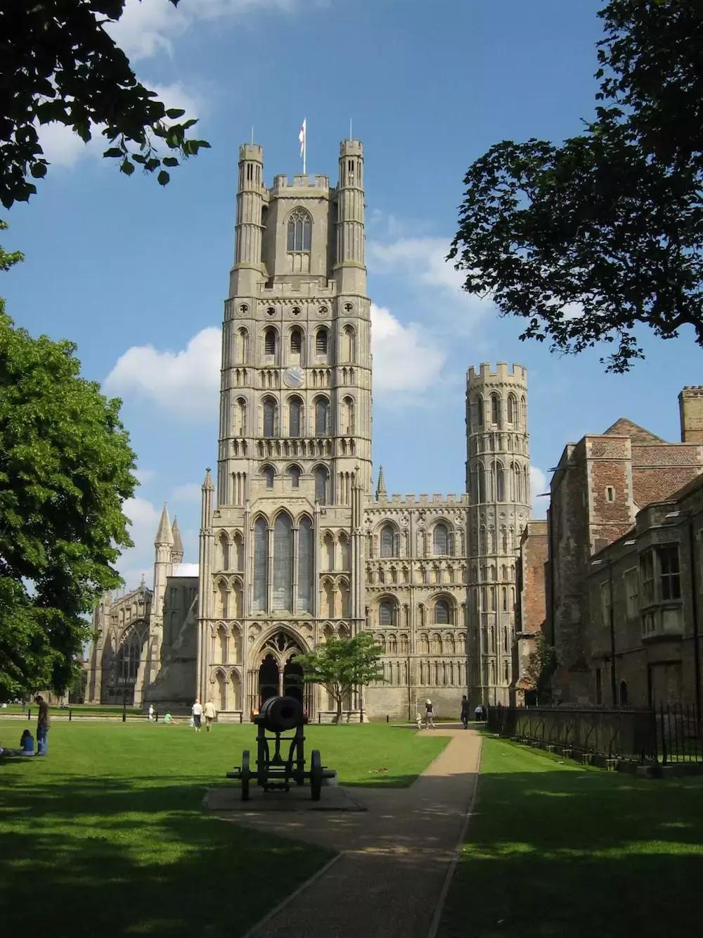 国外电影学院留学,国外电影学院