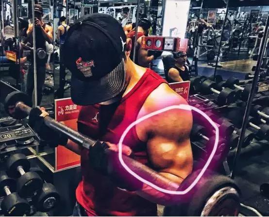 运动时肌肉酸疼怎么处理,为什么每次运动小腿肌肉酸疼难忍