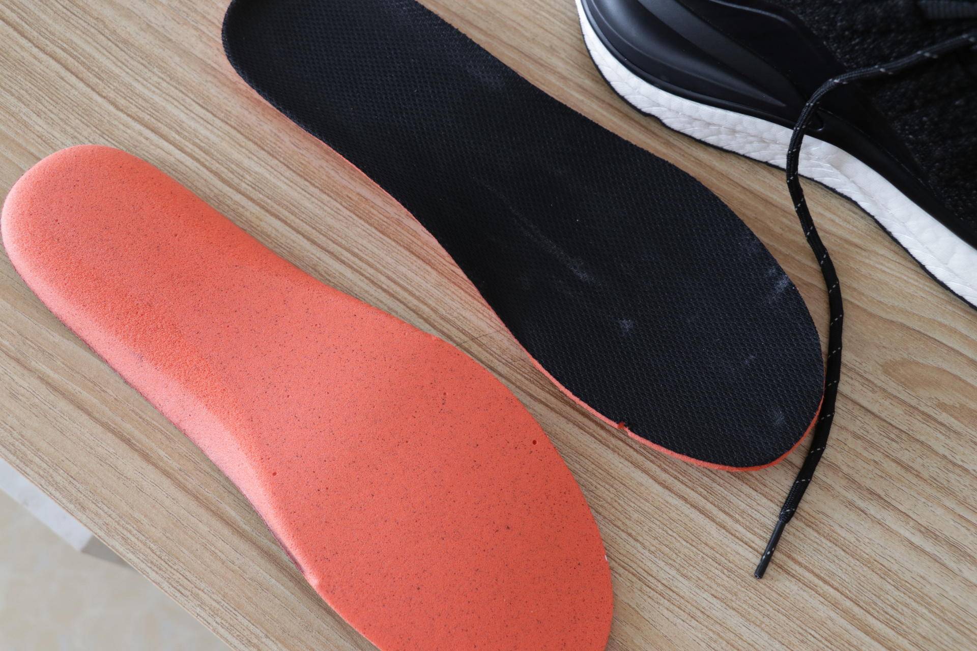 小米球鞋米家运动鞋,小米米家运动鞋三代和四代哪个好