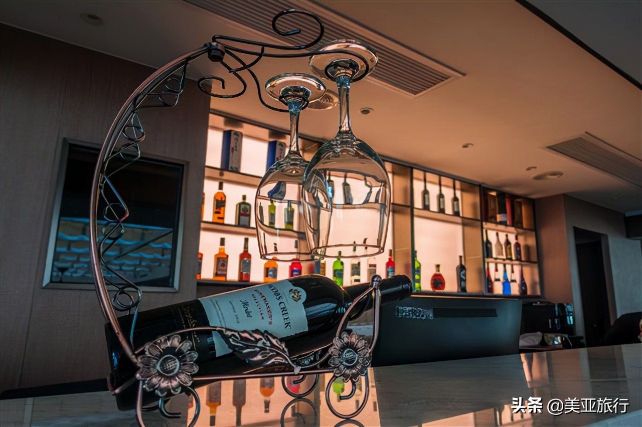 在三峡上移动的星级酒店——三峡游*大轮**盘点(中篇)