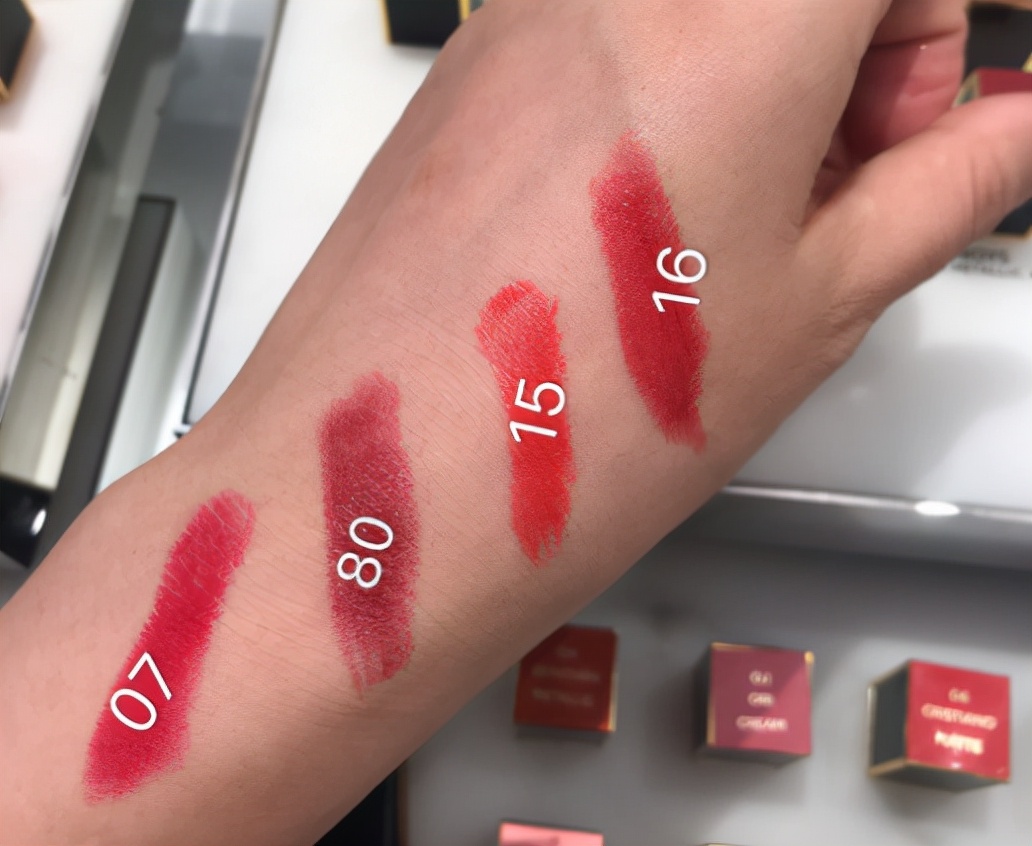 买口红为什么要买品牌,第一次买大牌口红要注意什么