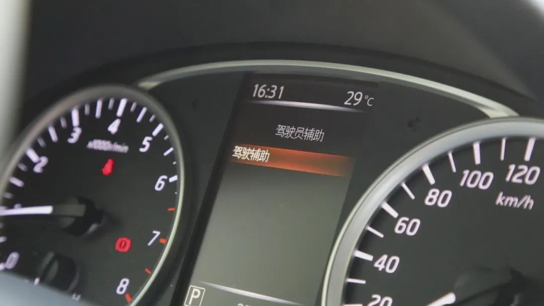 骐达进化史图,骐达汽车全部讲解图