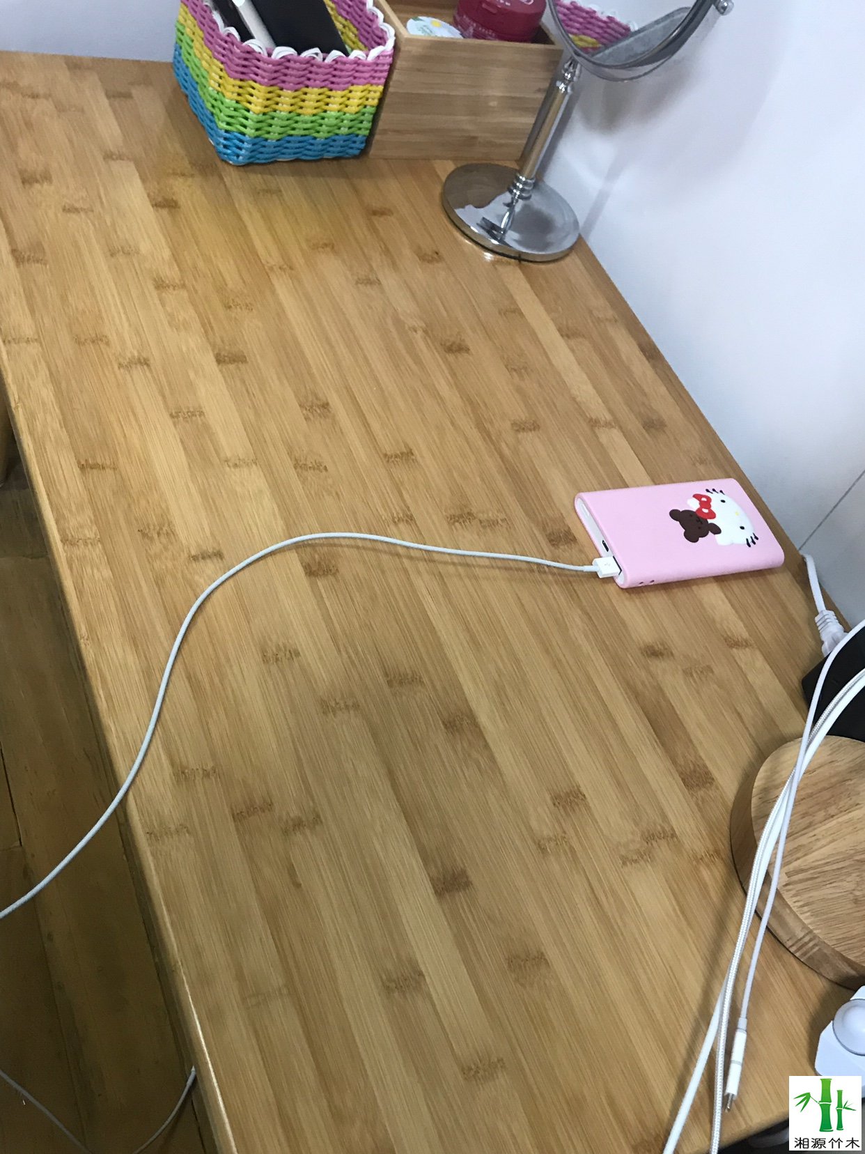 竹板材可以做桌面板吗？