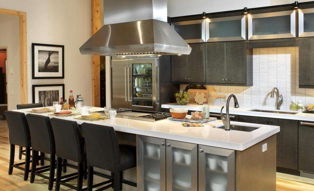 厨房餐厅装修效果图大全中式风格,入户左边厨房客餐厅装潢效果