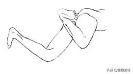 蛙泳怎么救人图解,梦觉蛙泳蹬腿时发力技巧图解