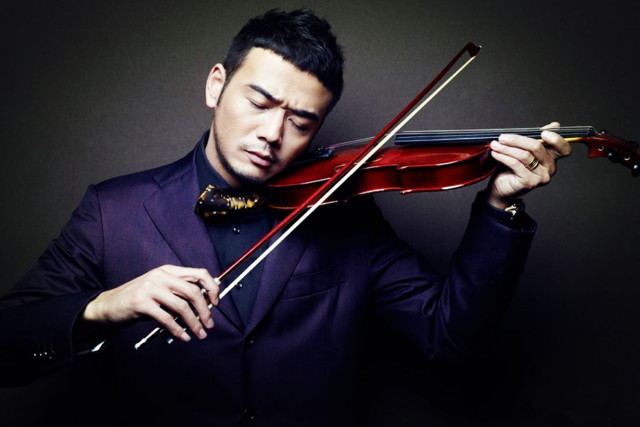 刘奕君杨烁朱亚文行走的荷尔蒙,行走的荷尔蒙杨烁和靳东谁更帅