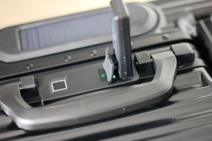 轻便美旅行李箱,好用价格不贵的指纹解锁行李箱