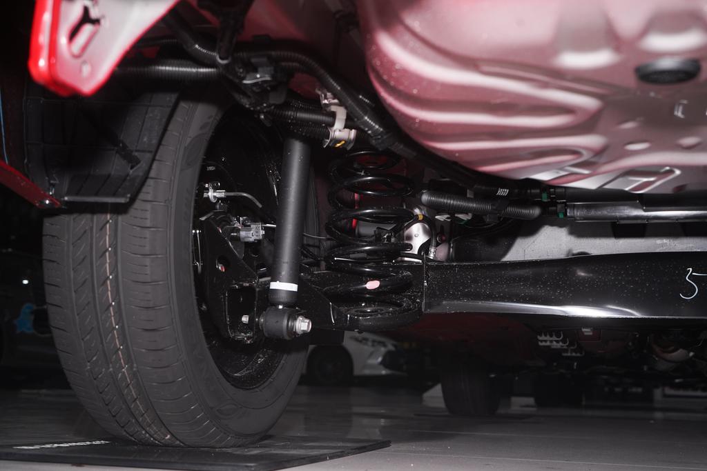 威驰15寸轮毂可以装195轮胎吗,威驰15寸铝合金轮毂多少钱