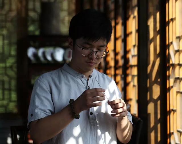 为什么古代人喜欢睡软床,古代为什么晚上睡不好觉