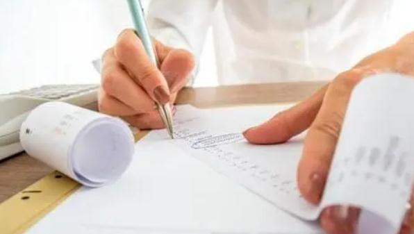 固定资产的折旧年限应该怎么确定,固定资产折旧年限截止日期怎么算