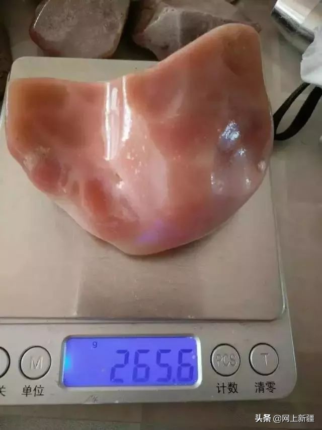 戈壁滩上的宝贝,新疆戈壁沙漠上的宝贝