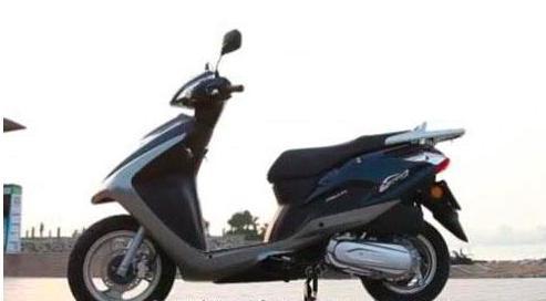 五羊本田125踏板最新款落地价,五羊本田踏板125哪款最省油震动小