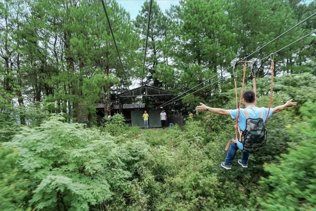 山顶云海自驾游,云海日出露营自驾游攻略