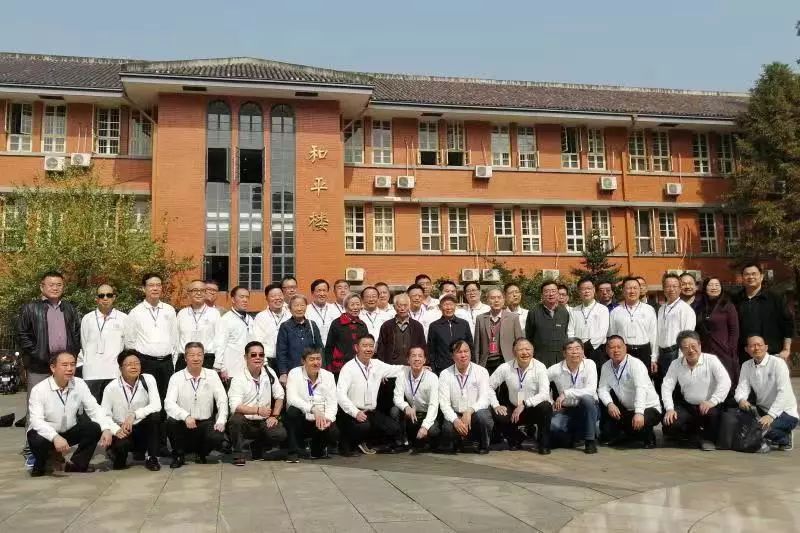 娉洰姣嶆牎,涓崡瀛﹀瓙79绾у洖姣嶆牎鎶ュ埌