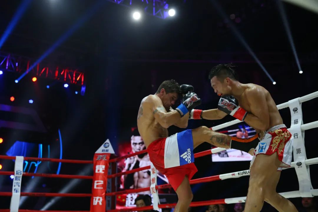 战前硝烟丨硬拼天*克王**劳斯的中国猛将出征,他为胜利而来