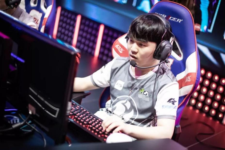 rookie谈国服不如不玩,rookie说上单玩多了心态不好