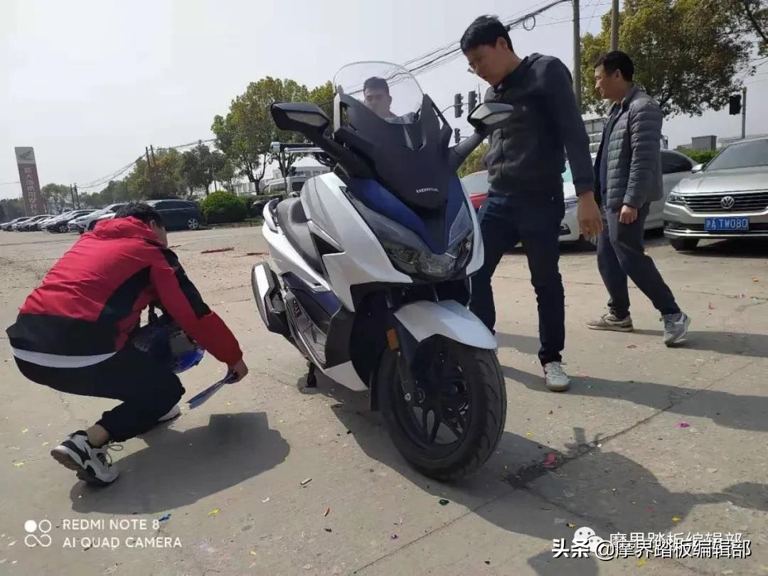 本田nss350摩托车试驾,本田nss350试驾测评