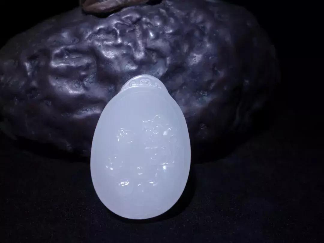 收藏和田玉最多的大师,和田玉收藏老白玉