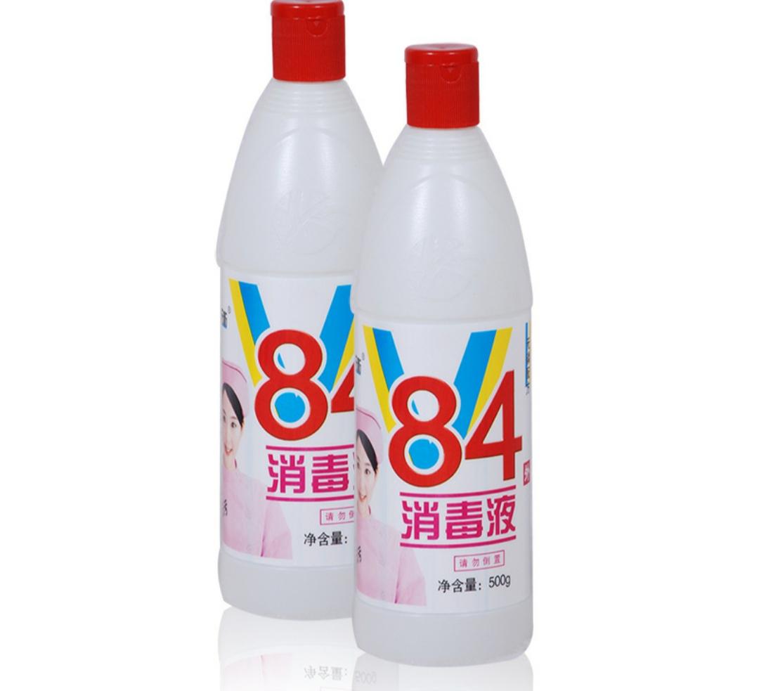 比熊犬总是呕吐黄粘液吃什么药,比熊犬毛被尿染黄了怎么办