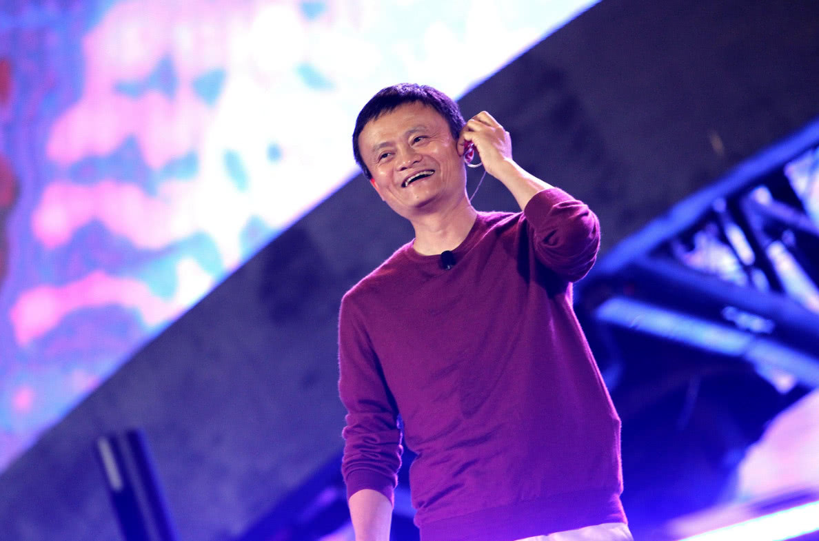 马云背后操盘手，女版“巴菲特”三顾茅庐请到手，三月狂赚138亿