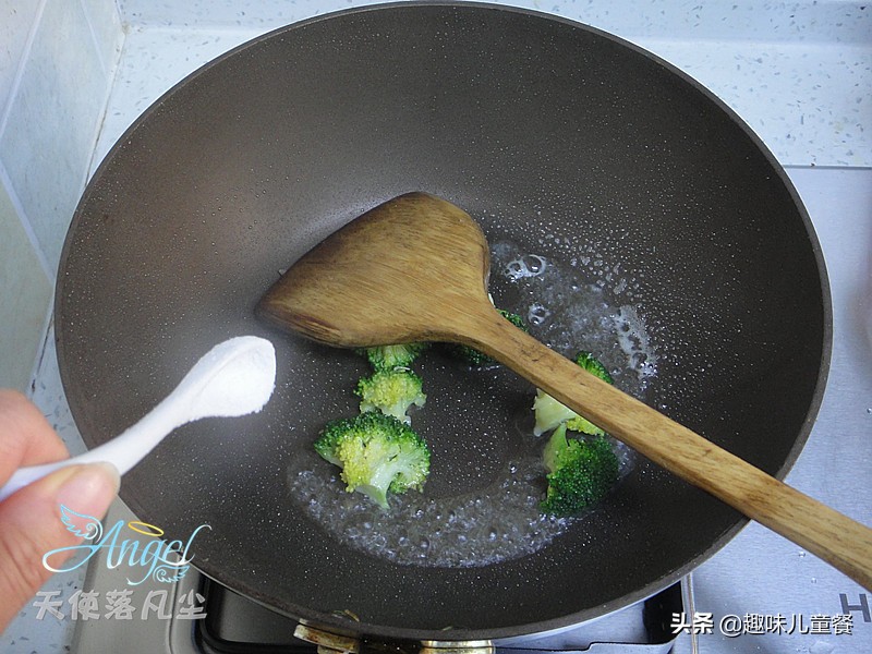 卡哇伊的儿童便当，只要学会几种简单造型，做起来毫不费力