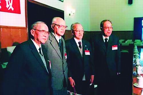 王大珩在光学的伟大成就,王大珩与光学设计