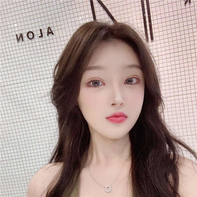 12岁男孩脸上长闭口粉刺如何去掉,脸上闭口粉刺处理方法