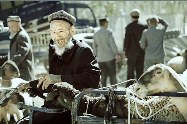 从新疆出发旅游要带什么,入疆旅游攻略