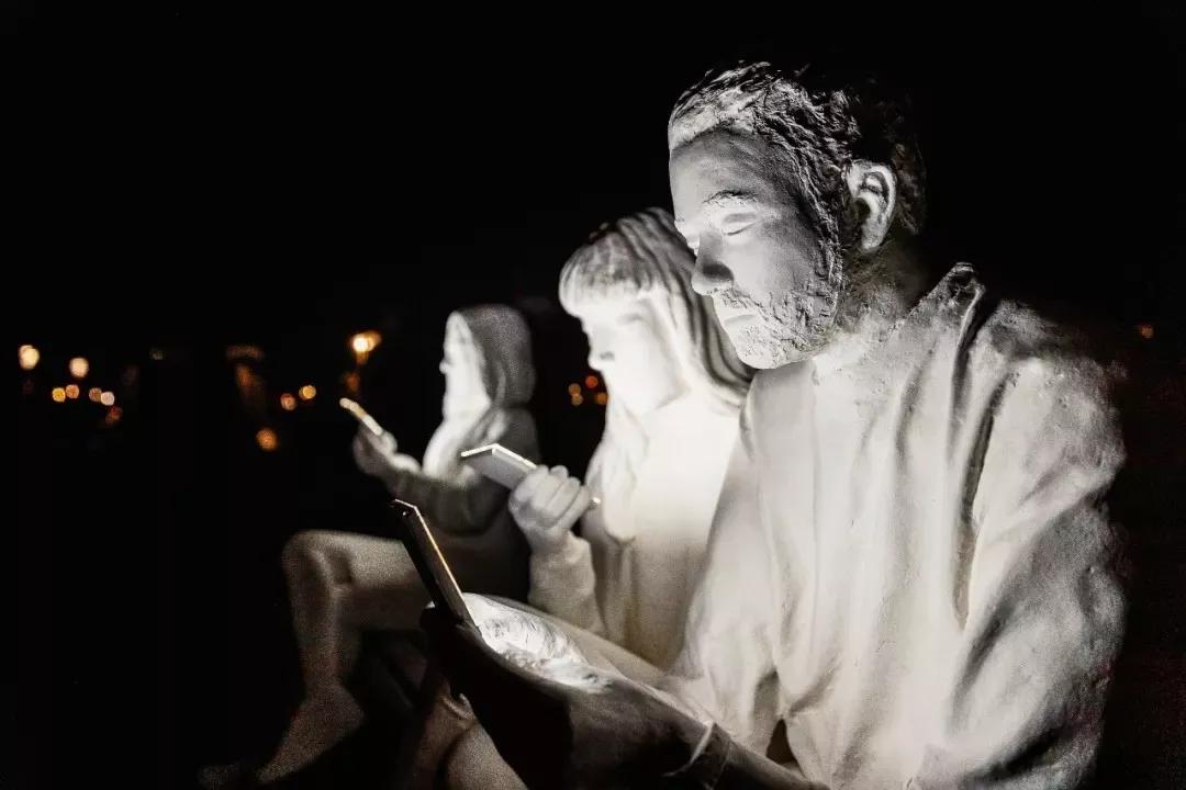 美得足以让人忘记时间流逝,美得让人静止的瞬间