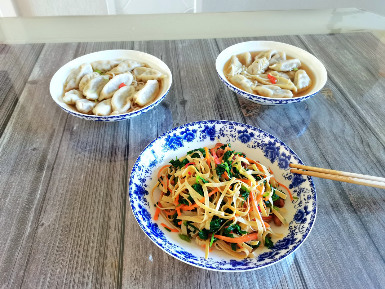 努力每天早餐不重样,每天必须要认真吃好早餐