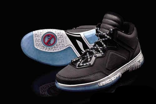 李宁韦德之道9设计师,李宁新出的板鞋韦德上脚