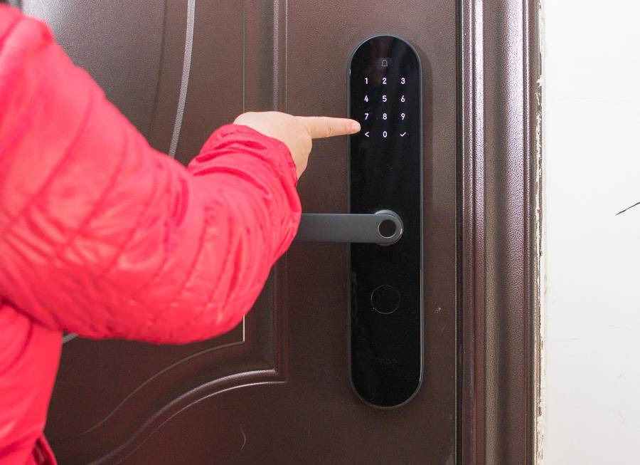 绿米aqara智能门锁n100使用方法,aqara智能门锁n100电池盖怎么打开