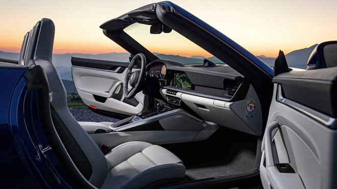 2020保时捷911cabriolet街拍,porsche911