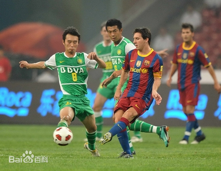 梅西被卡卡球迷骂过吗视频,球迷骂梅西完整视频