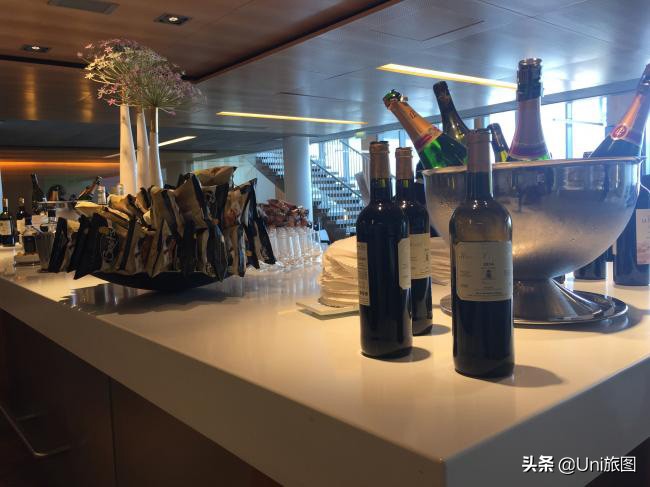 海外华人2019故乡行：去看看水漫金山的镇江金山江天禅寺，这个才是真正的金山寺，它今年真的没有被淹