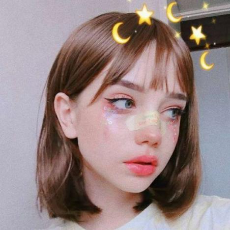 擦完粉底毛孔里有白头如何补救?