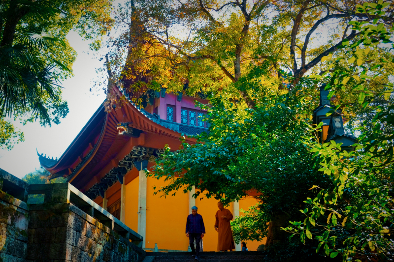 绍兴市新昌大佛寺风景区,绍兴新昌大佛寺历史故事