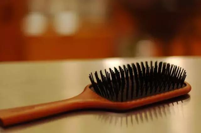 艾凡达气垫木梳,艾凡达aveda气垫梳