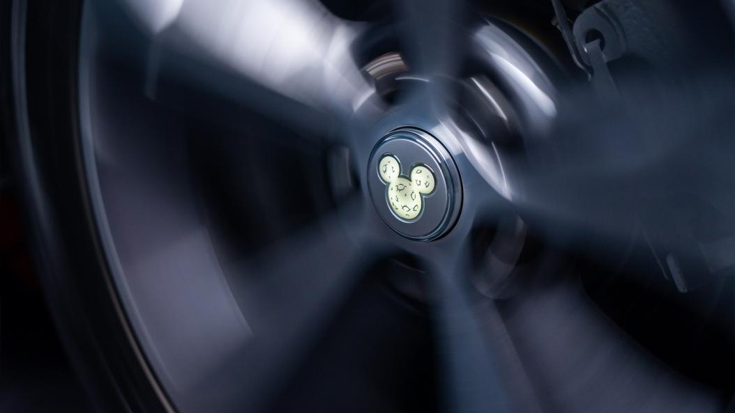 迪士尼太空飞船开回家！雪佛兰畅巡米奇太空版上市