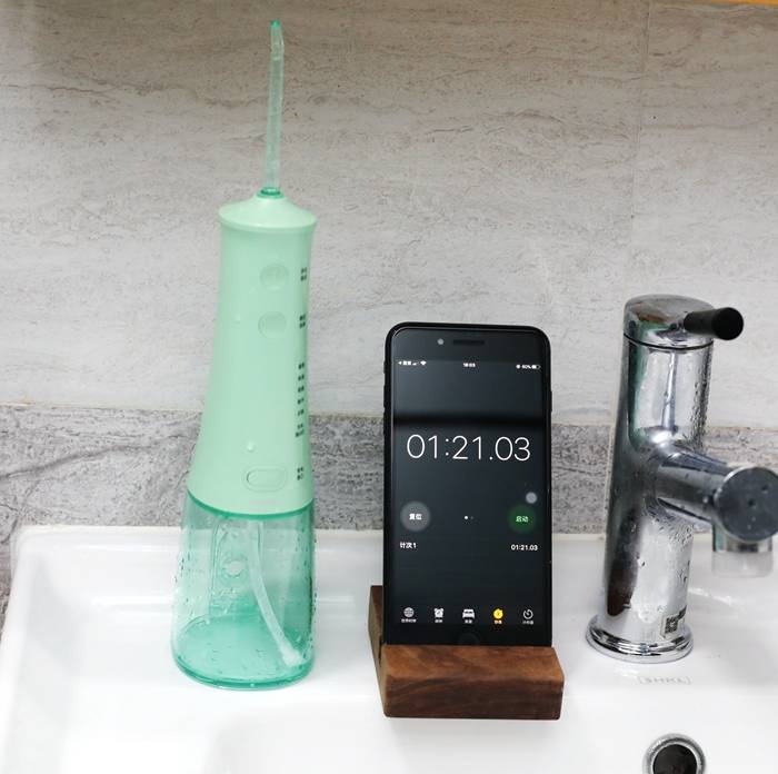 牙医向你推荐一款杀菌冲牙器,罗曼冲牙器加水