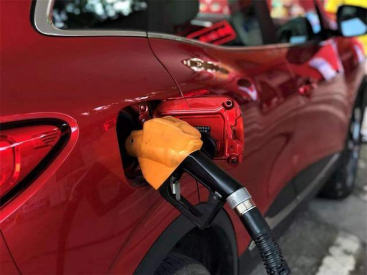 汽车一升汽油是多少公斤,92号汽油一升等于多少公斤