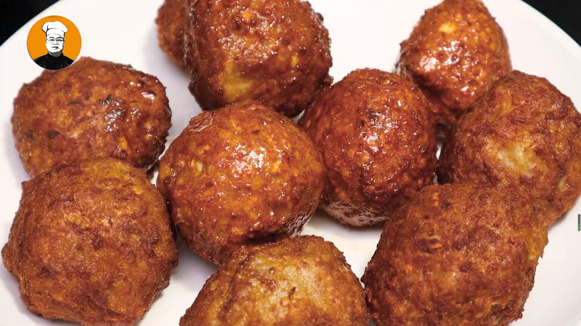 红烧狮子头的经典做法软烂入味,红烧狮子头详细教程