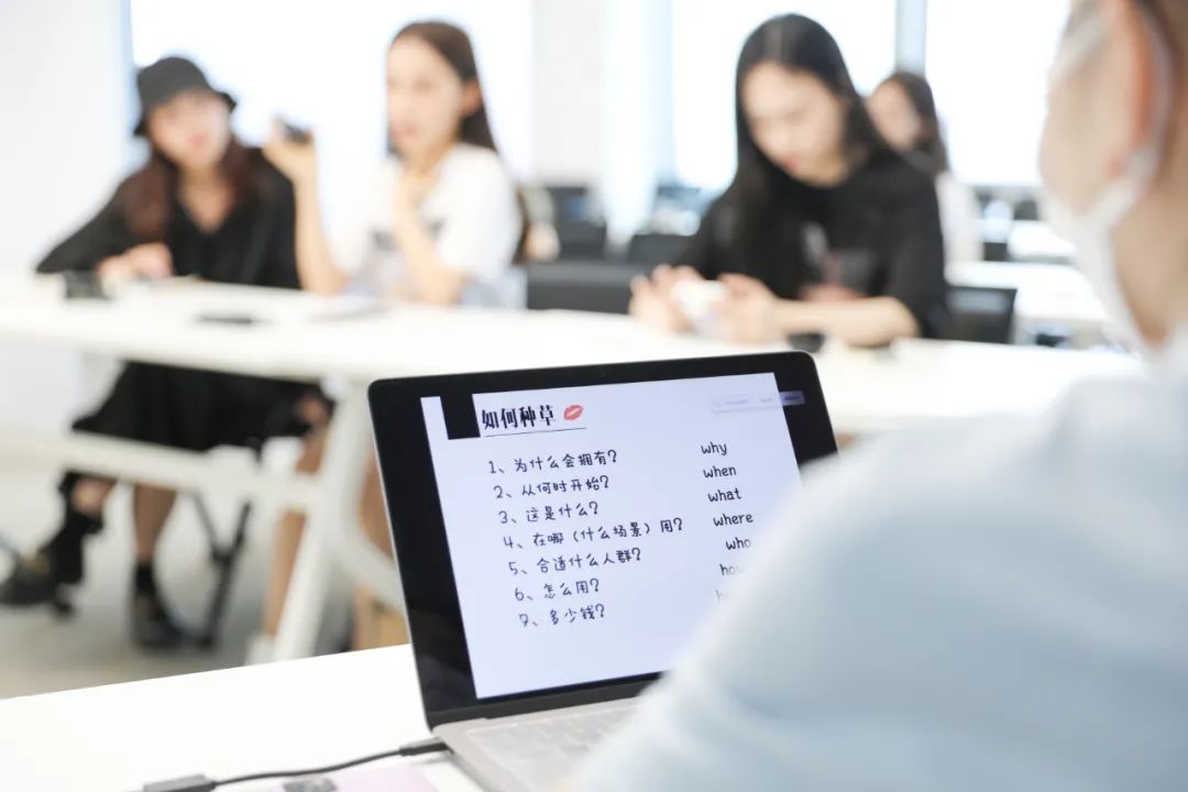 如涵老板冯敏哪里人,如涵老板冯敏是哪里人